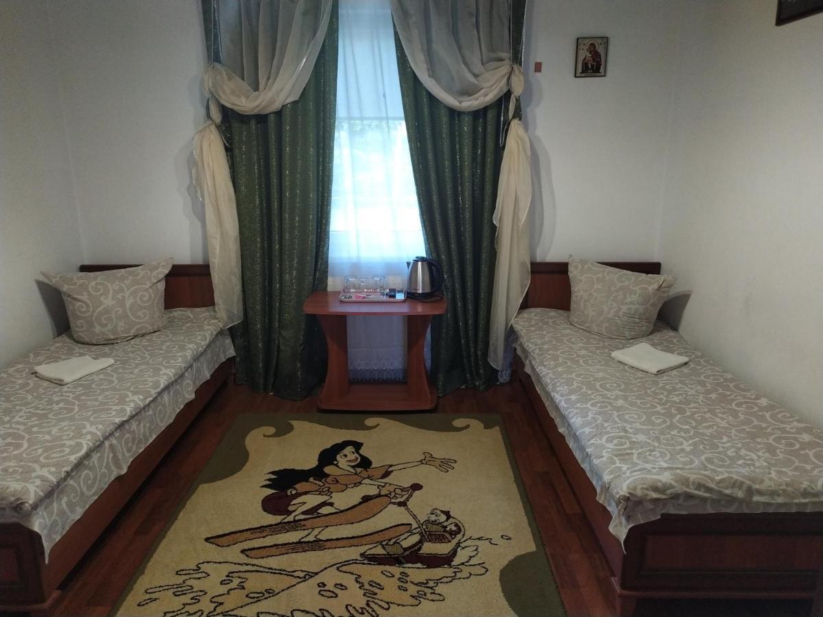 House Of Vitaliy Potchaïv Extérieur photo