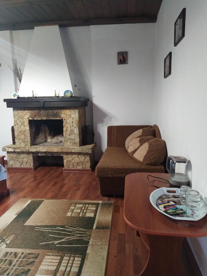 House Of Vitaliy Potchaïv Extérieur photo